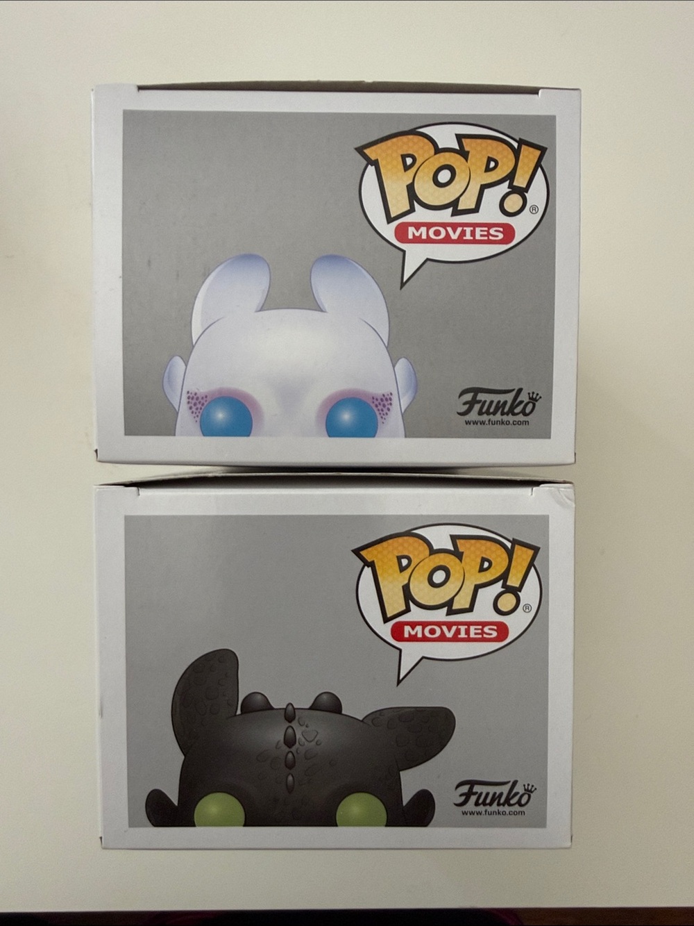 Funko POP! Movies Toothless 686 & Light Fury 687 HTTYD:The Hidden World Figures - Picture 13 of 15